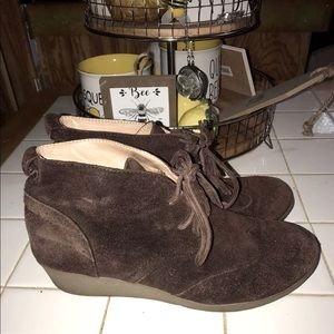 Booties sz 9 brown suede wedge ladies lands end